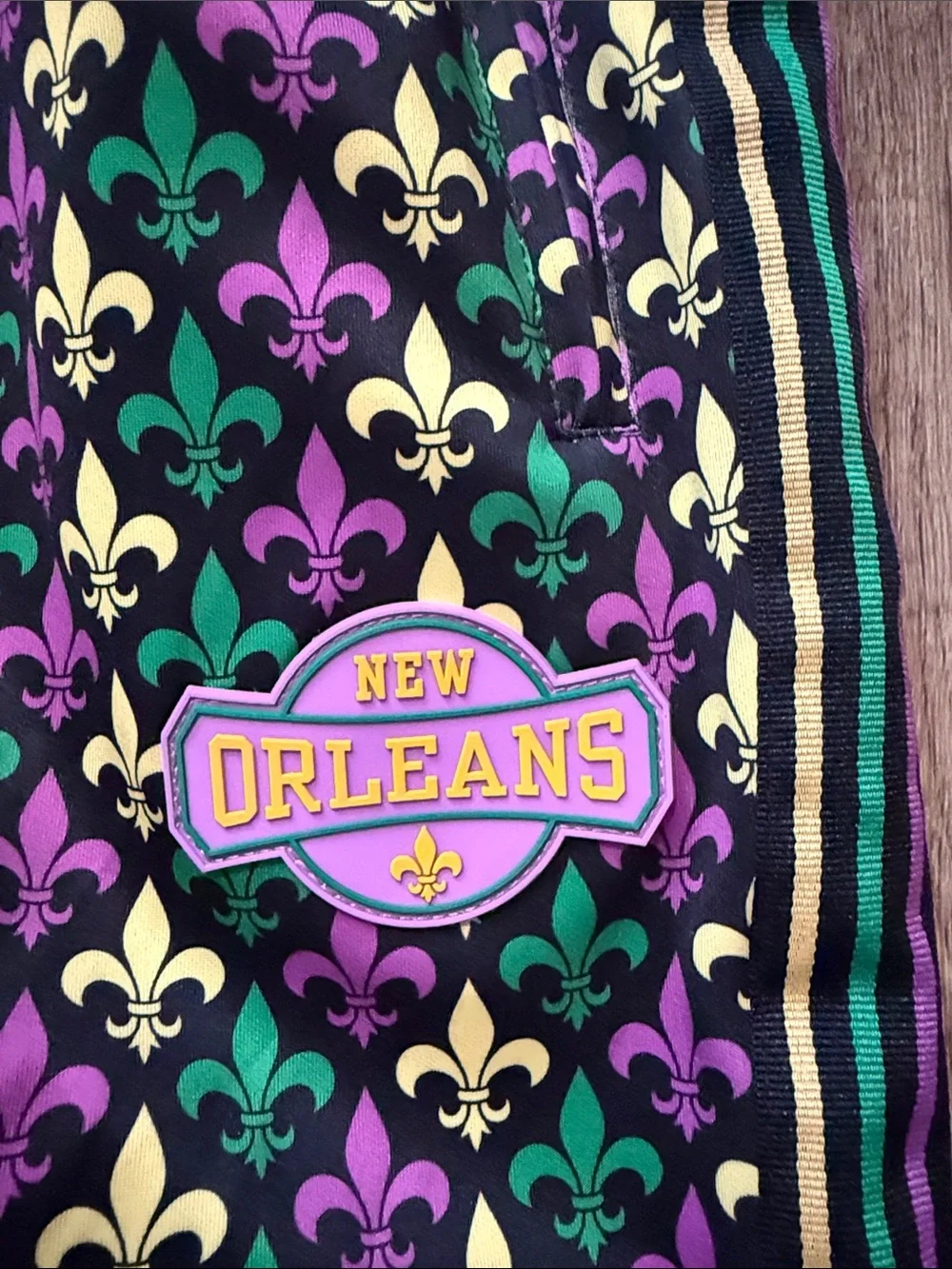 Desiree Collection NOLA fleur-de-lis print jogger pants size XL - Picture 5 of 14